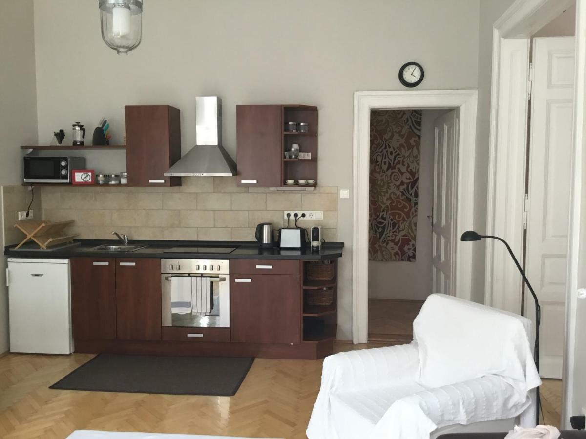 Broadway Gem Apartment Budapeszt Zewnętrze zdjęcie